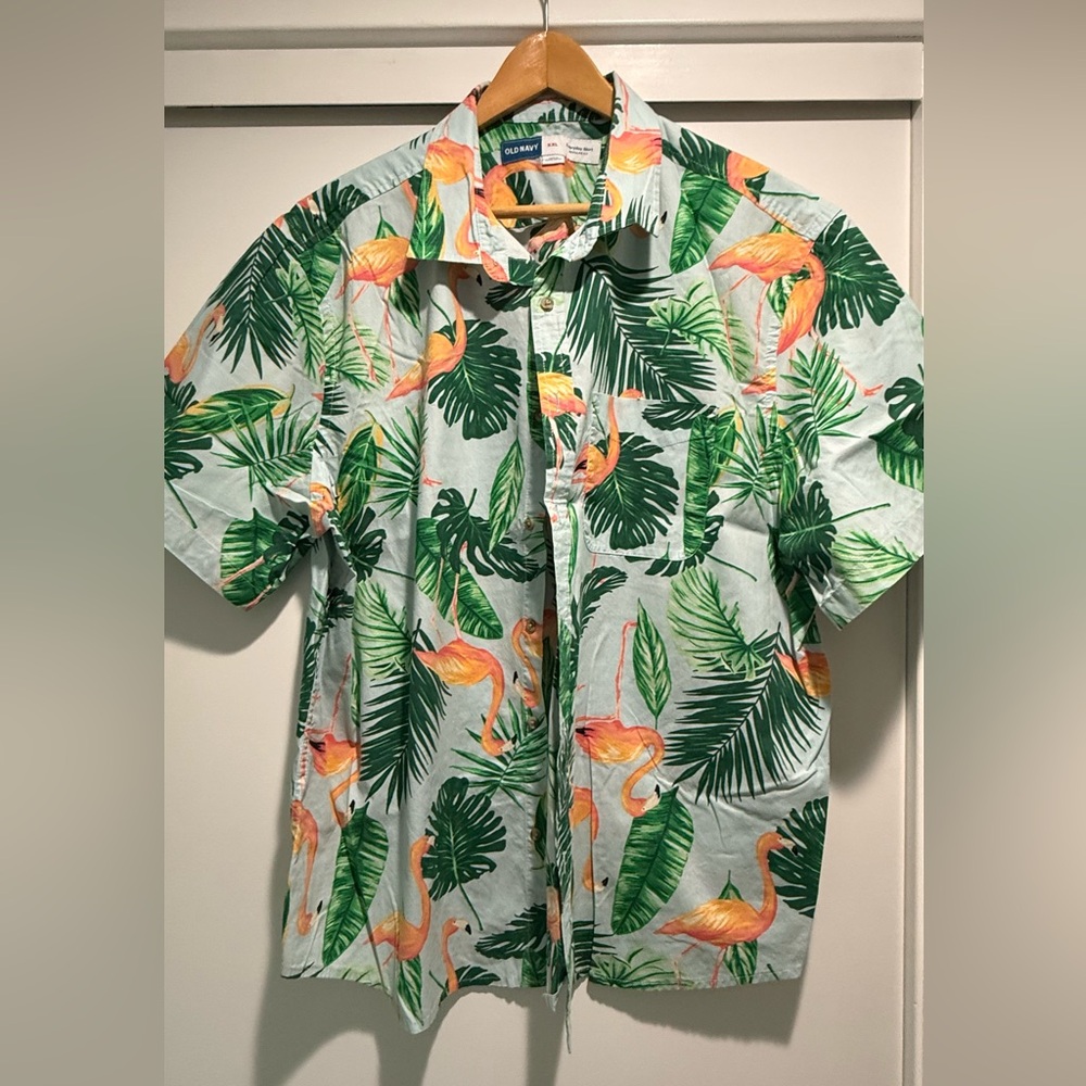 Bundle of 2 Old Navy Key West casual/ Hawaiian Men's Shirts